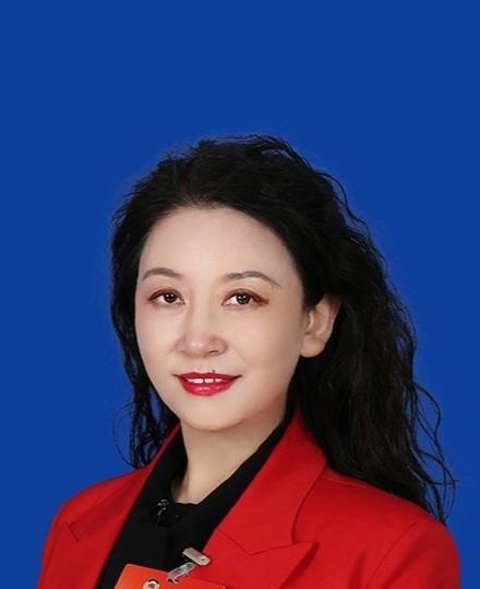 彭静，挺大度！她已经有儿子周桁立了，她还不忘其他女性生育的事情！

彭静在重庆不