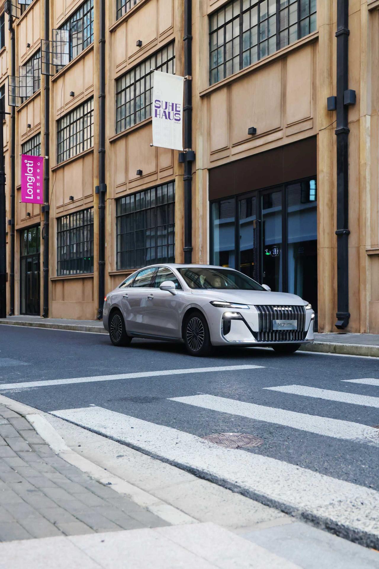 今天刷到电动自行车新国标的讨论，热度高得吓人。点开一看，好家伙，评论里全是大实话