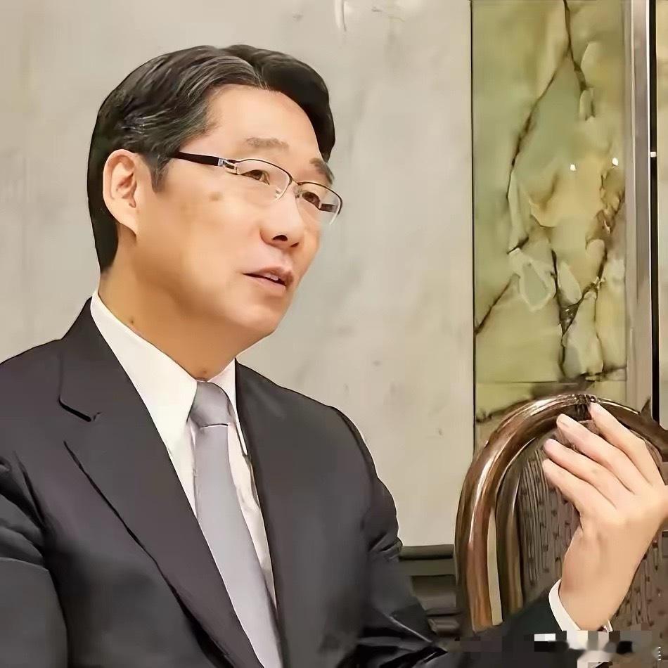 日本这位前高官的奇葩逻辑，真让人哭笑不得近日，日本前文部科学省事务次官前川喜平所