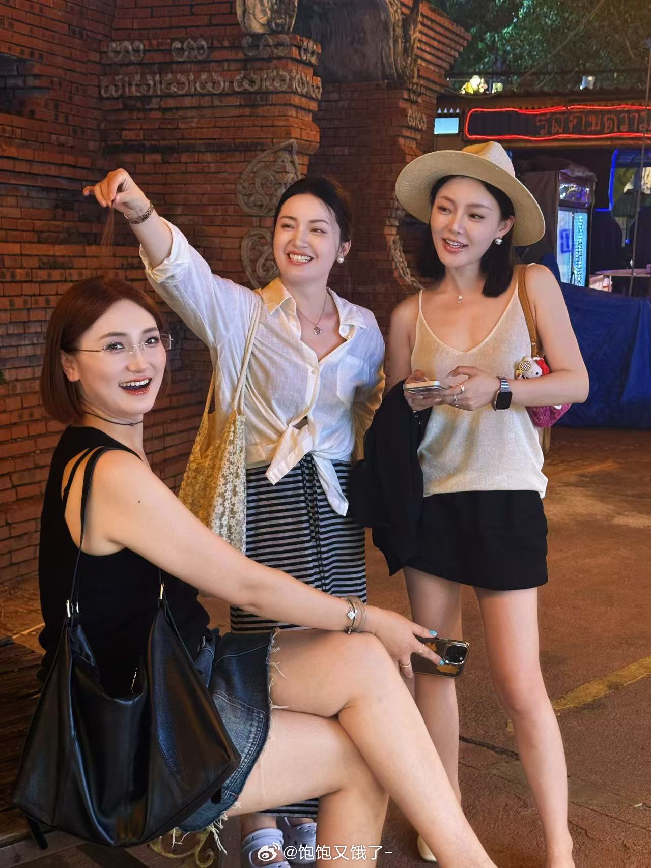 世界在减分  朋友永远满分៷>ᴗ<៷ 西双版纳