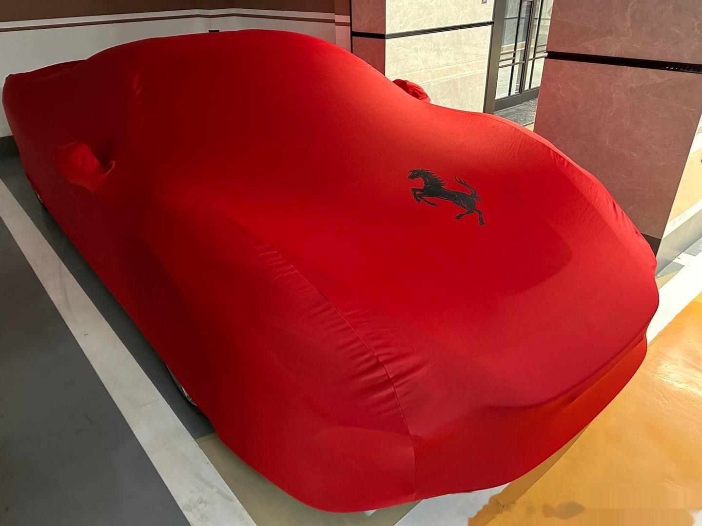 21年精品法拉利F8  一手非常难得 五大件齐全 8000公里 行情回到了32X