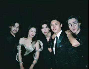 躲过了禁欲系没躲过进狱系   哇喔，被这帮“进狱”狼崽迷得神魂颠倒，电影里每个场