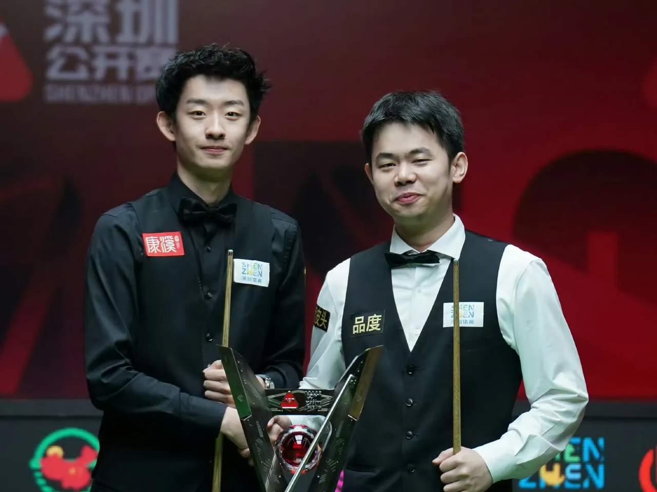 决赛第一阶段，吴宜泽5比4暂时领先，今晚19点30分决赛第二阶段，决出冠军
(2