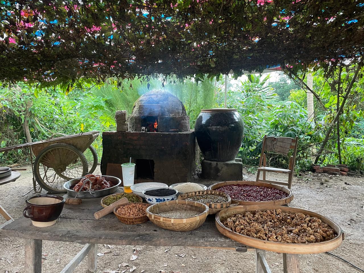 最近几天都是小雨，等了几天，以为没事，就拍了，中奖，一天3场大雨[捂脸]

来来