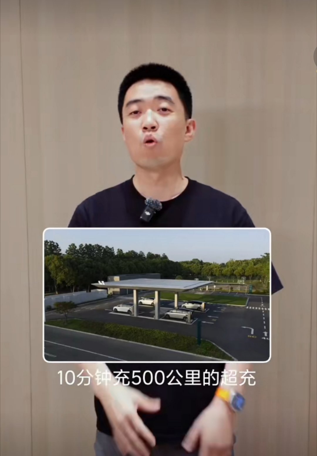 李想称从未说过臭搞技术的哈哈哈哈哈笑死了，李想在这个视频里面都变得年轻起来了，讲