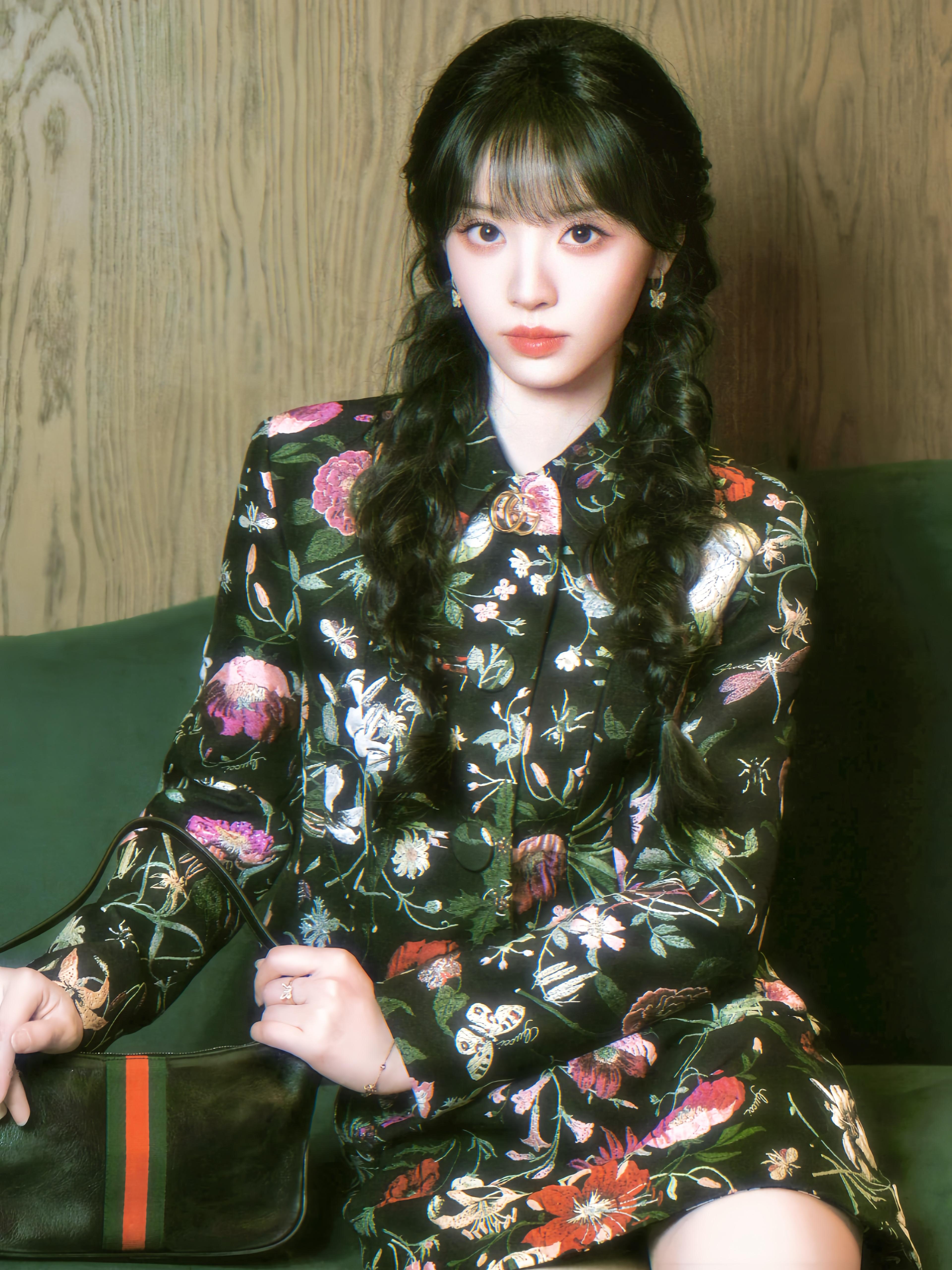 香气扑鼻💐     *田曦薇 