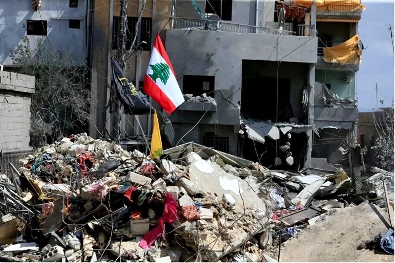 以色列现在进攻就是简单粗暴，无人机侦察，火力压制，推土机拆房，不管里面是否存在平