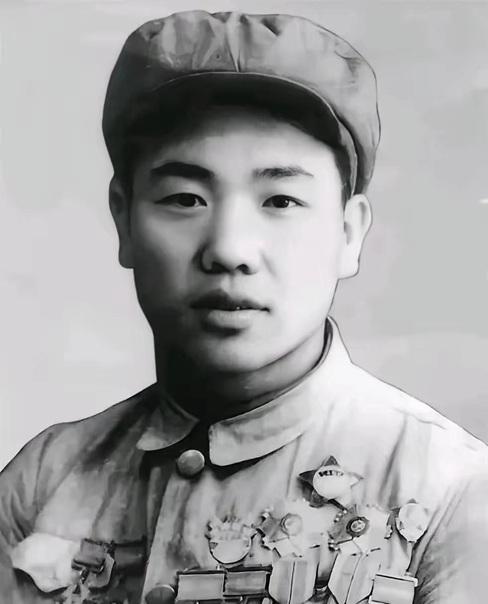 1950年，志愿军排长郭忠田私自放走了美军50多辆坦克，却带领全排以0：215的