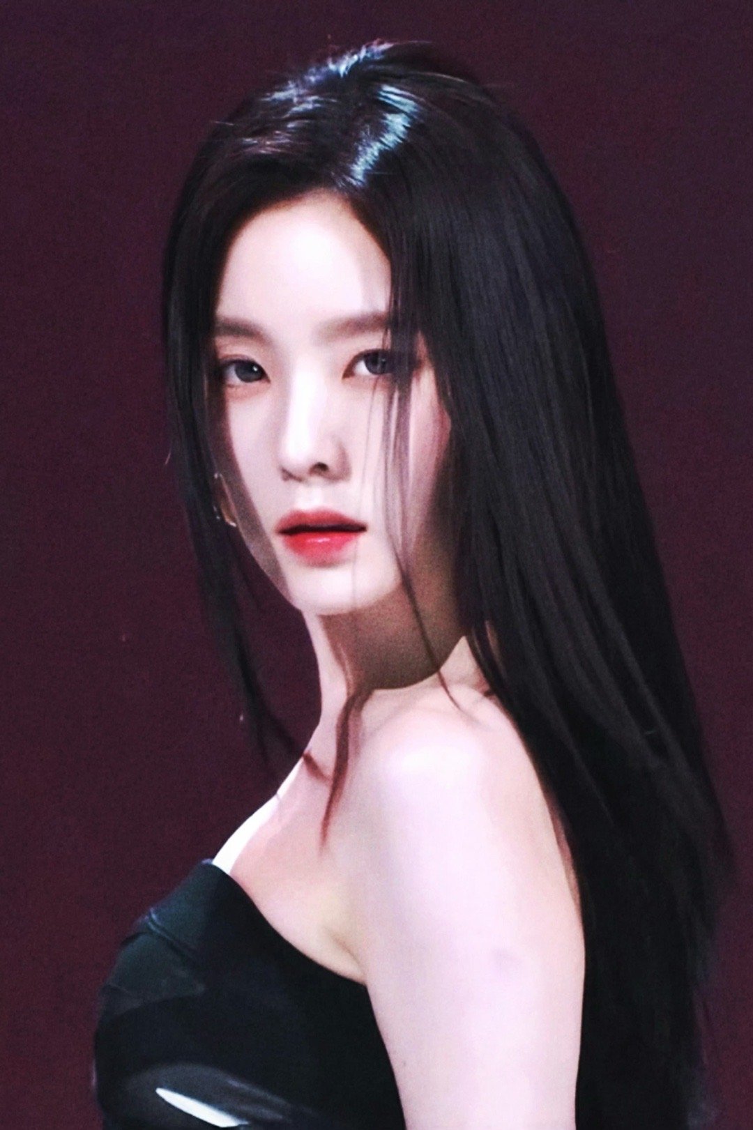 投稿  裴珠泫  [有票了]努力工作的美貌 ​​​