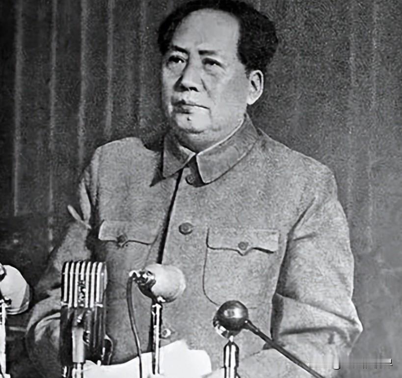 1957年，毛主席在青岛染上重感冒，连续十天不愈，病情日渐严重，而西药治疗不见效
