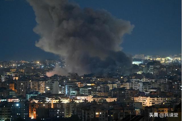 战争首次，俄罗斯向伊朗提供情报打击美军。俄乌战争打了四年，稍有常识和智商在线的人