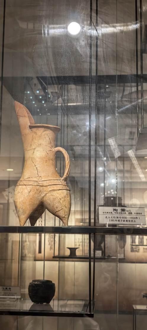 秦岭笑谈 【触摸文明根脉：曲师大学子在龙山文化博物馆的研学之旅】曲阜师范大学青春