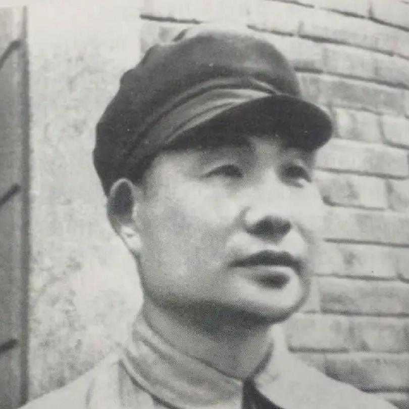 肖劲光屡次打胜仗，毛主席让他去找蒋介石领奖赏，意外的是蒋介石真的发来电报！
19