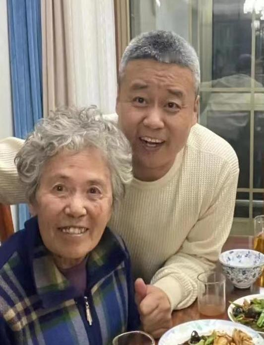 从月入三百万到负债四千六百万！人生的大起大落比过山车还刺激！这位青岛餐饮大佬的经