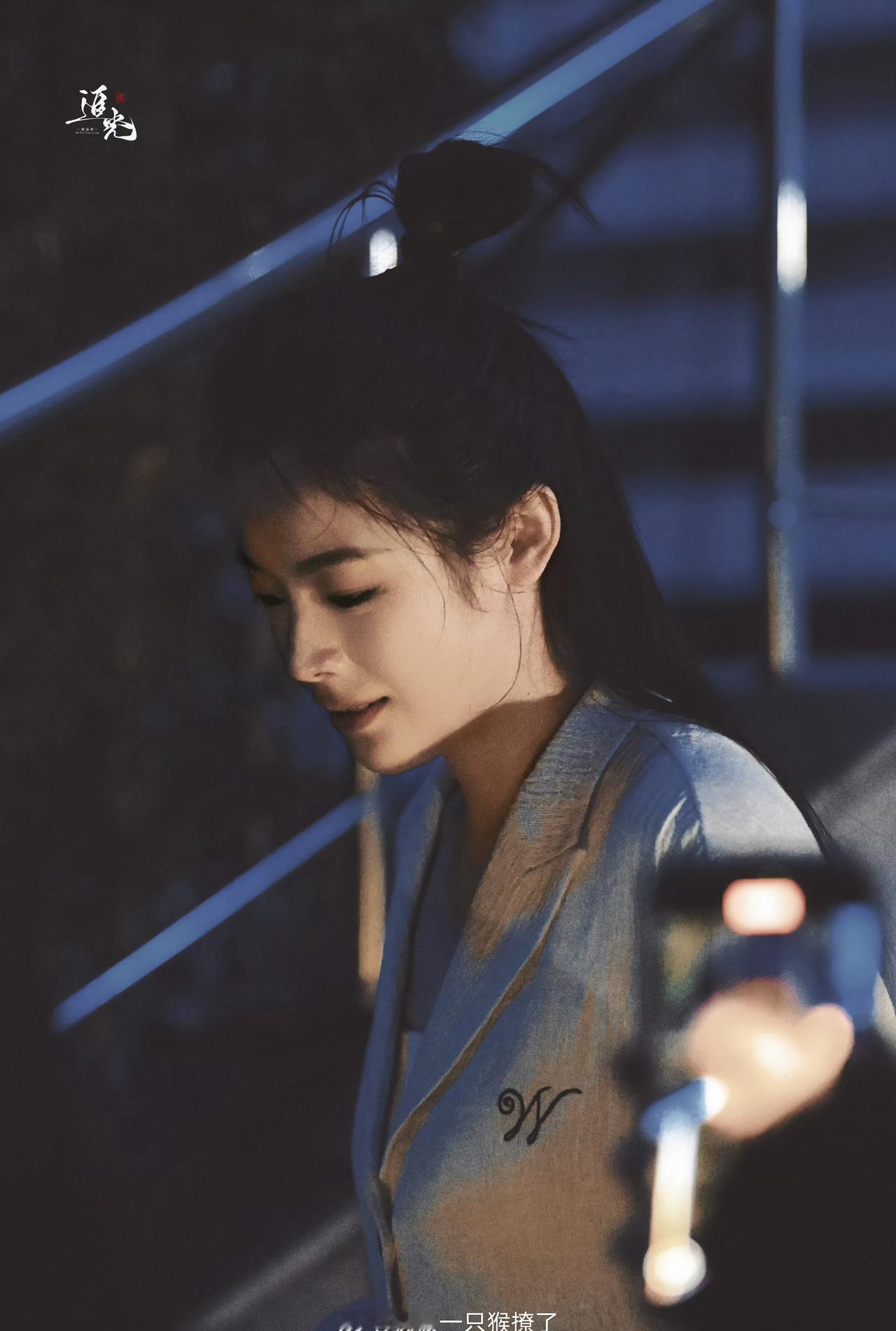 18“对你的爱像循环播放的电影 从未停止”  𝐋𝐨𝐯𝐞 𝐟𝐨𝐫 ?