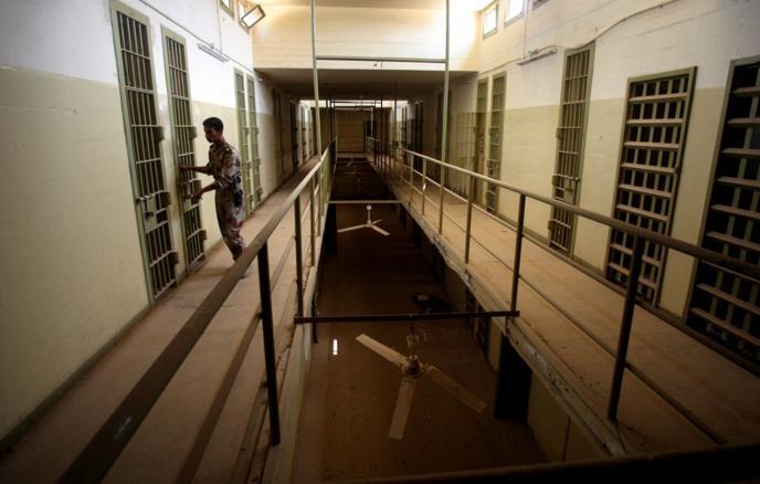 伊拉克称，关押“伊斯兰国”武装人员的卡尔赫监狱安全面临威胁
伊拉克司法部表示，这