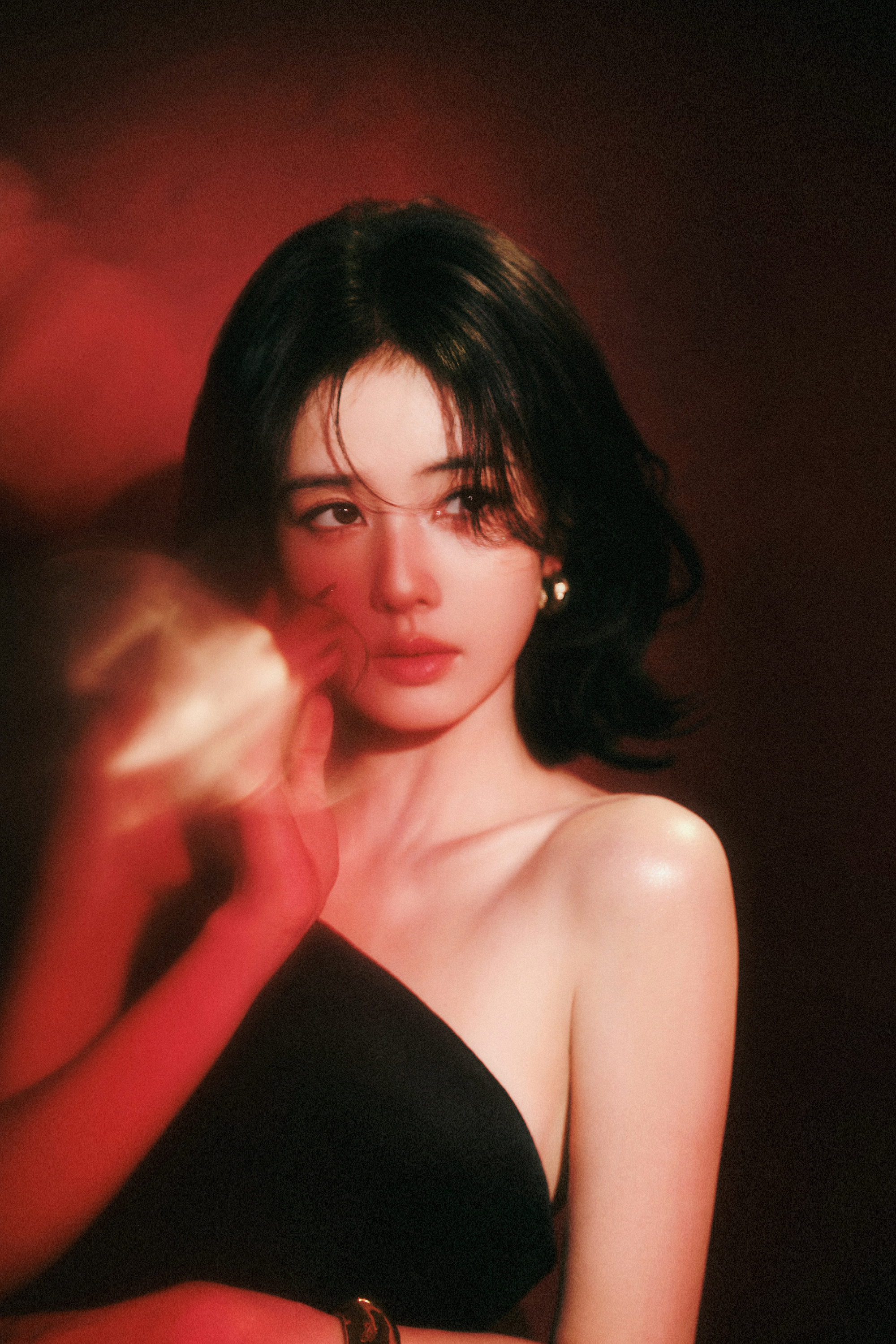 白鹿｜Jimmy Choo 今晚是王韵娜哦！全球品牌代言人白鹿今晚Jimmy C