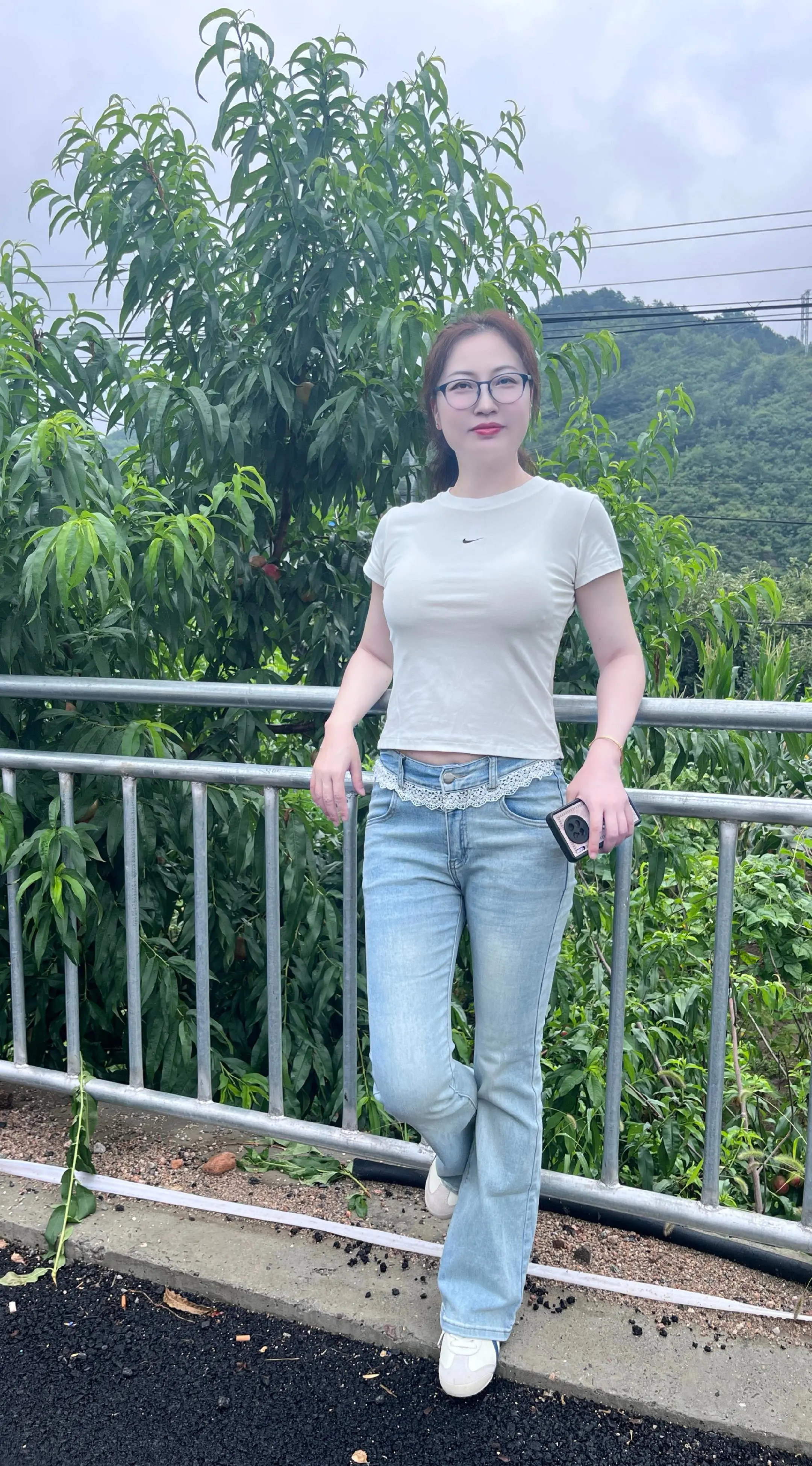 人生感悟 肉肉女孩的夏日穿搭指南 微喇牛仔裤