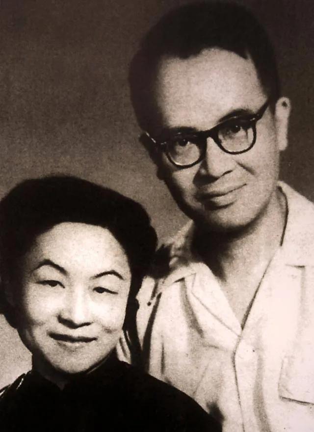 1973年的那个春日，一场突如其来的风波，让这份平静的生活泛起了涟漪，却也更加凸
