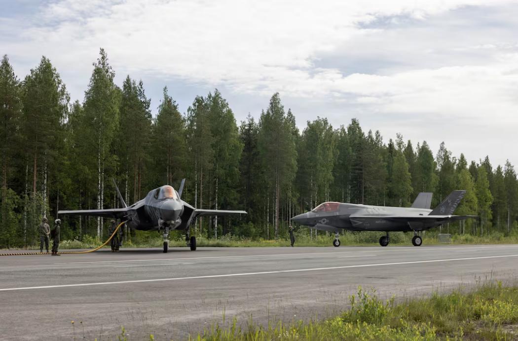 本月，美国海军陆战队F-35B闪电II战机在芬兰留下历史性的第一印象。
当时该部