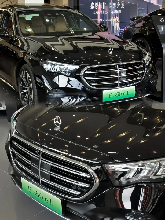 🌟体验感简直拉满！奔驰E350el插混车型🚗