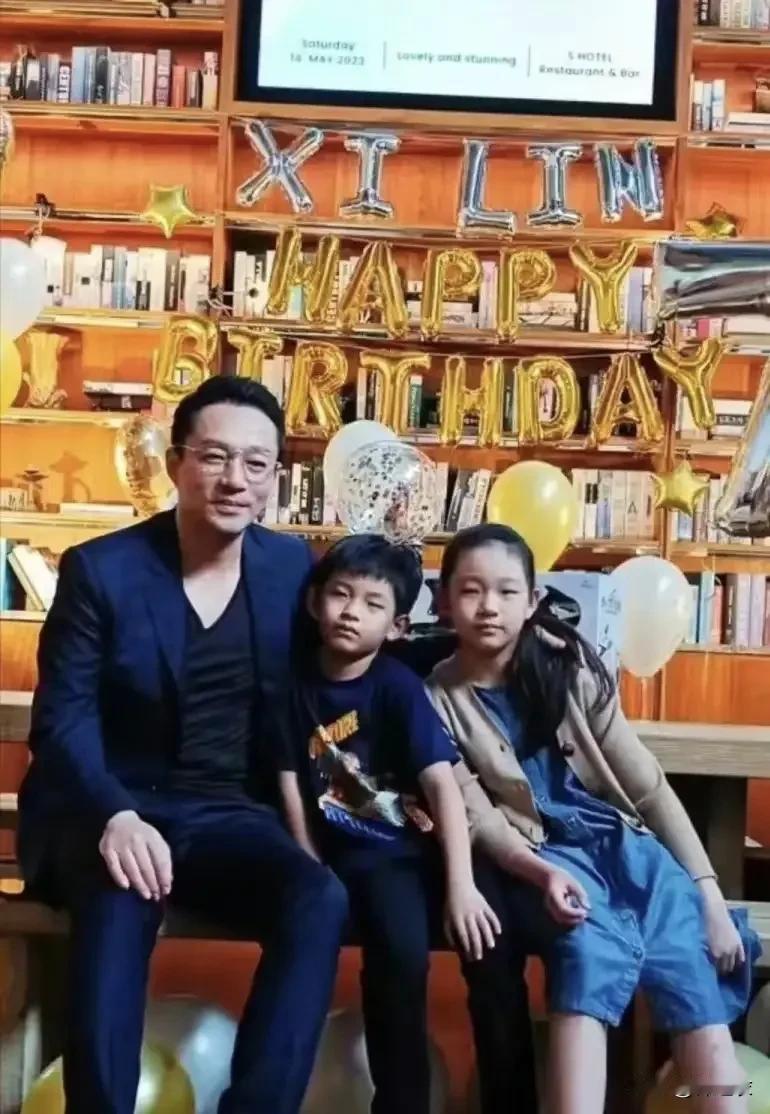 不会忘记徐熙媛，但现在很微妙的拒绝看到小玥儿的消息，因为我对小玥儿的情感是爱屋及