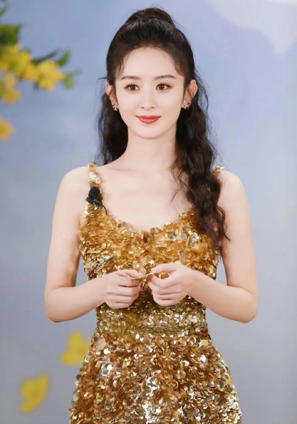 赵丽颖方辟谣与王一博二搭出演人鱼 ​​，赵丽颖还是比周冬雨聪明啊！[大笑][大笑