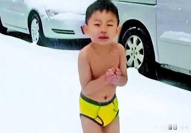 13年前零下13度裸跑的4岁男娃，如今17岁的他，活成了这副模样：
还记得13年