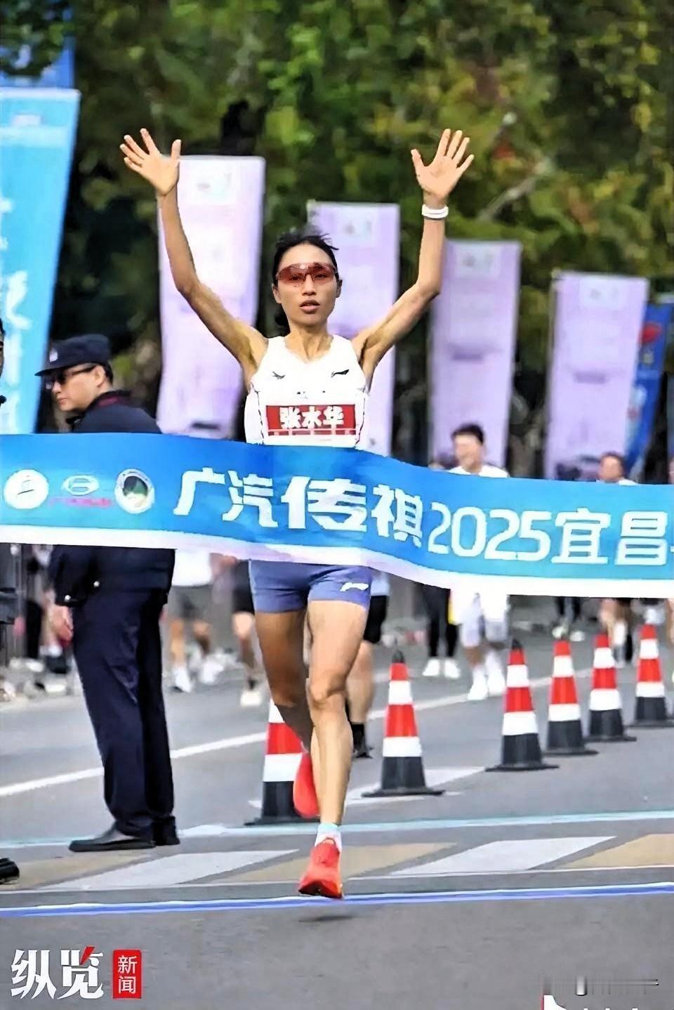 张水华又参加马拉松了，我不意外！
张水华又调休了，我也能理解，
但是张水华这次夺