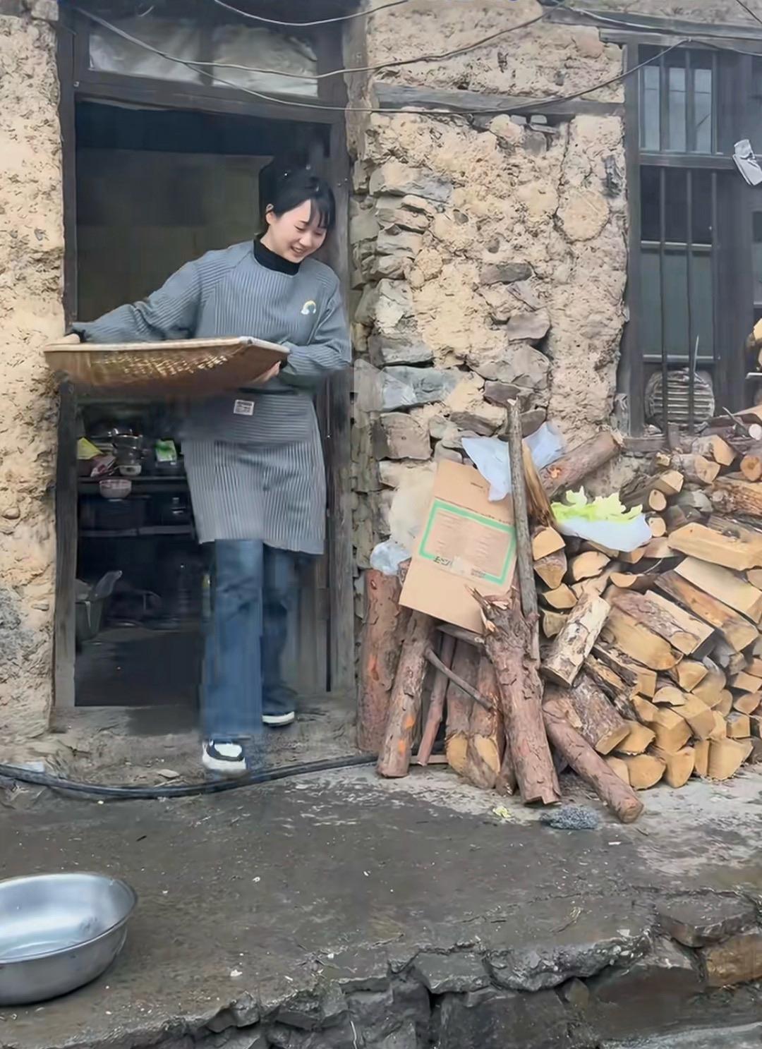 这条件太差了吧