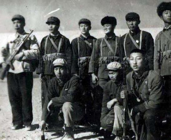 东北大地主戴万龄率全族抗日，父子七人战死，仅剩2名寡妇和幼童
1937年春，吉林