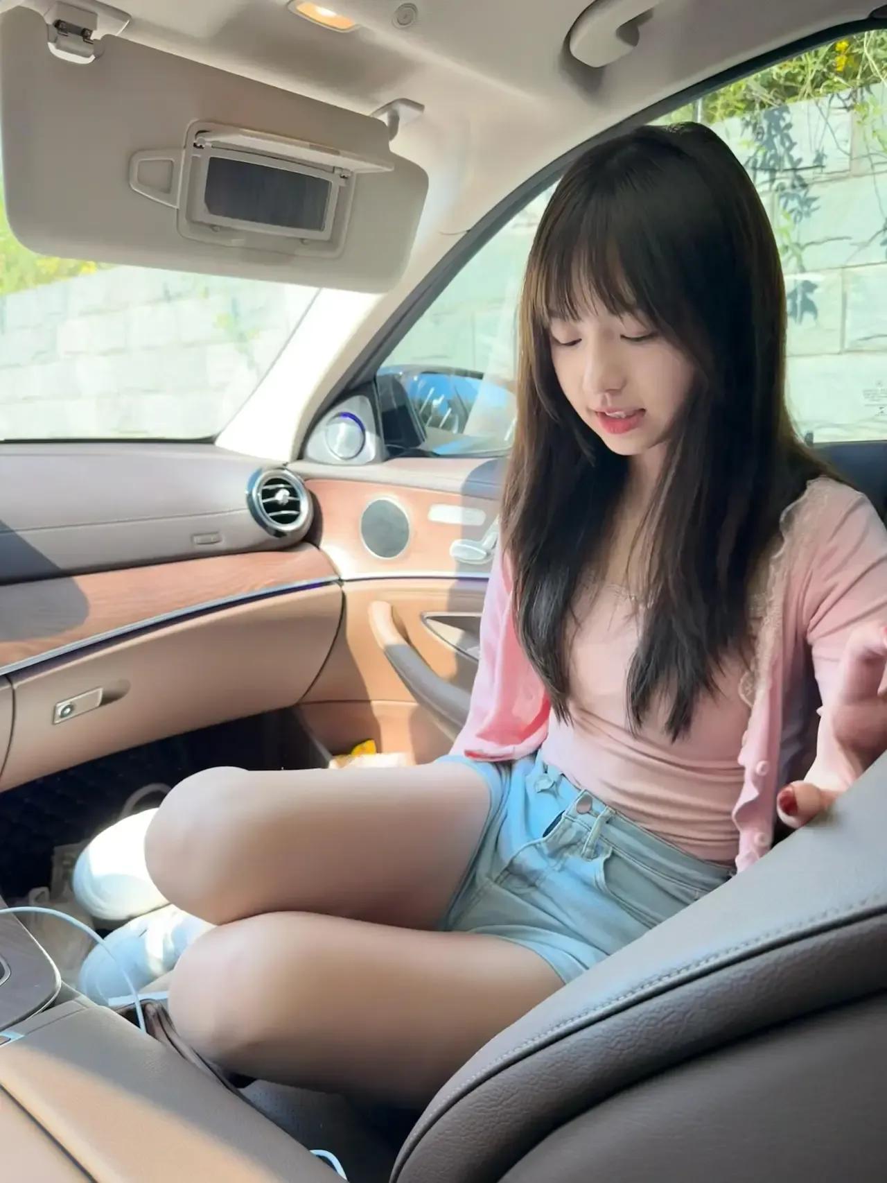 清甜可爱女生！如何拥有迷人的气质?