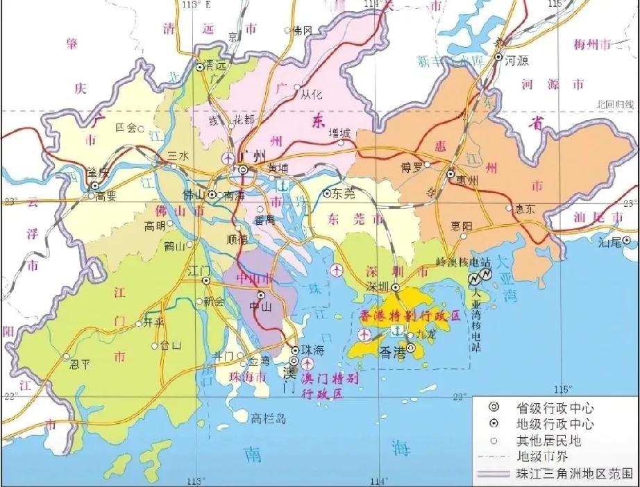 粤港澳大湾区全景图，粤港澳大湾区共有11个城市，分别是：香港特别行政区、澳门特别