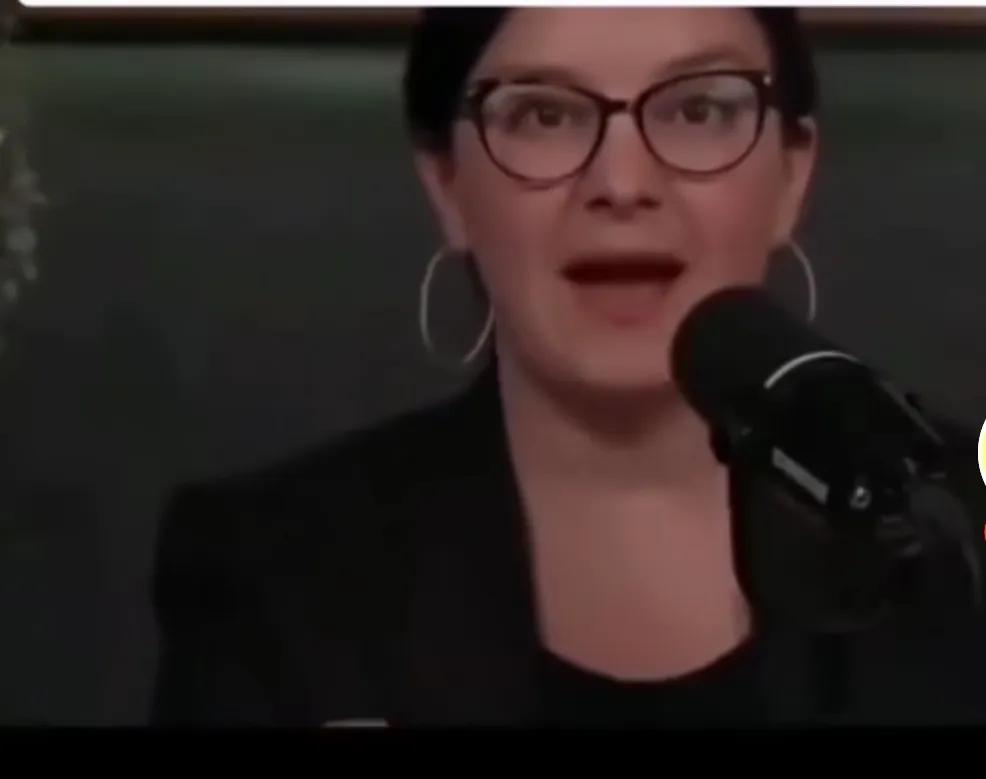 美国女议员向国务卿卢比奥提问:如果美国现在同中国开战能赢吗？卢比奥回答:美国仍然