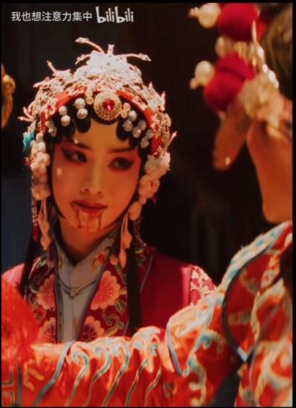 偶然见一个好久没聊的朋友，没想到他已经离婚好几年了；

为什么离？因为疫情；

