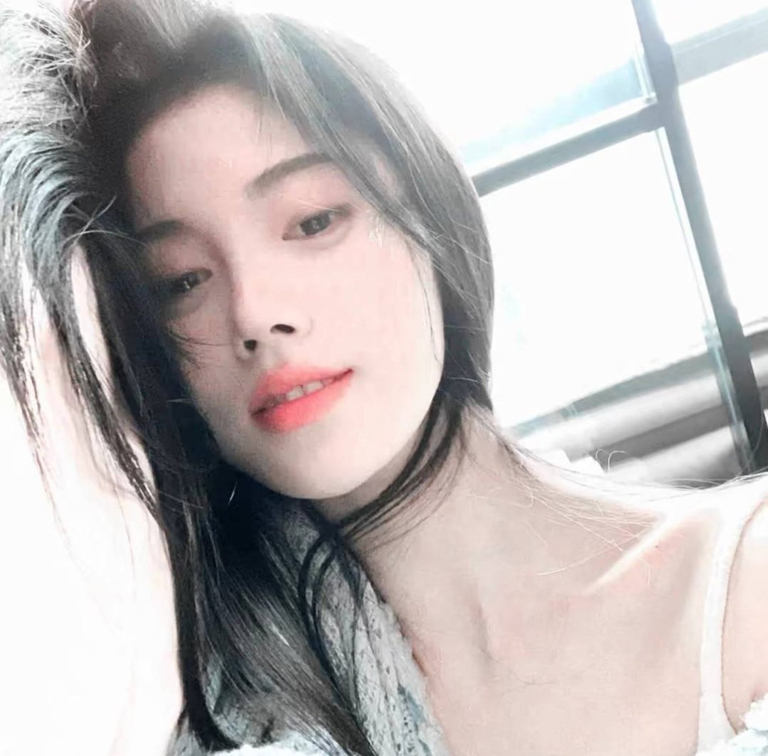 雷初夏[超话] jjy鞠婧祎苏绿夏jjy鞠婧祎万花世界“没有什么远大抱负希望你能