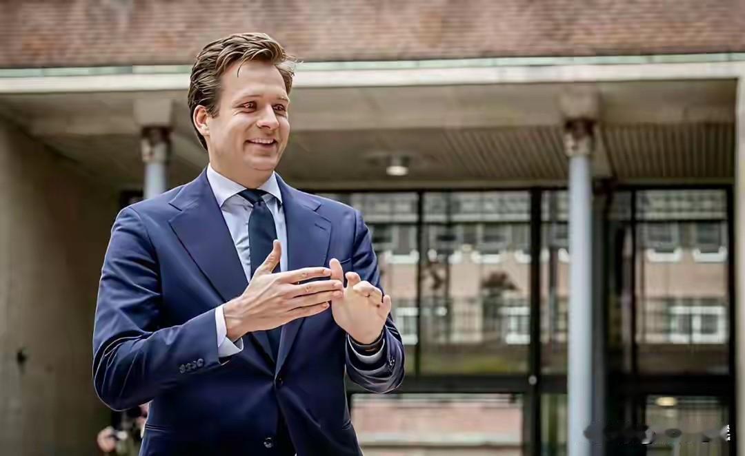 欧盟求锤得锤，中国干得漂亮！

美联社消息，中国商务部周一宣布，将对欧盟进口的包