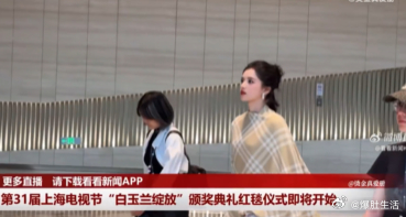 张婧怡白玉兰镜头美成啥了张婧怡美成建模了随手一截直播画面都能当壁纸，流畅头骨衬得