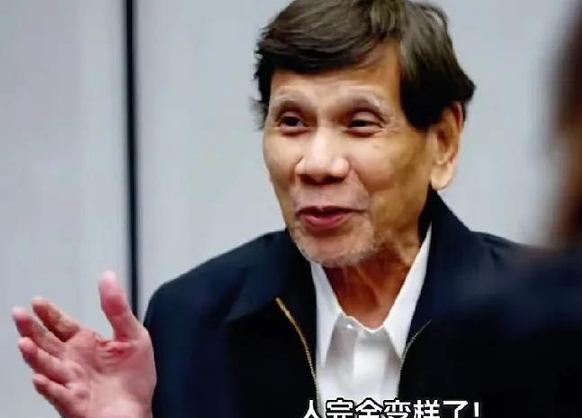 9月16日，杜特尔特出现在海牙国际刑事法院的庭审现场。
这是他被羁押约18个月后