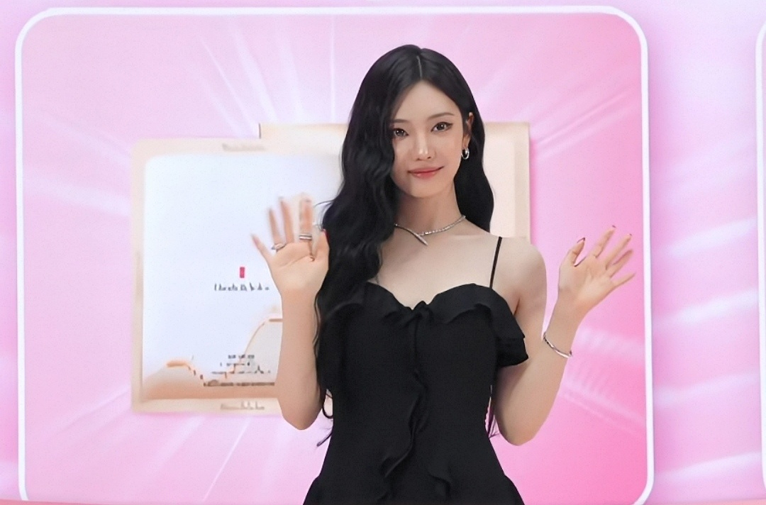 宁艺卓北京活动宁艺卓现身北京 宁艺卓好美呀