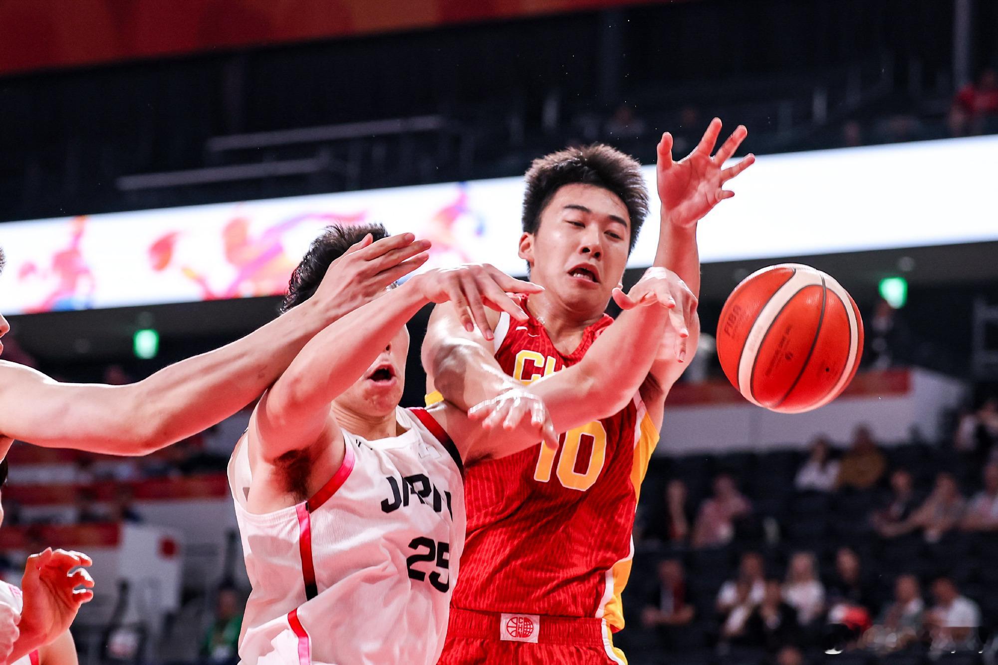 120分之差爆冷出局！输给日本二队，中国男篮该正视差距了亚运会男篮半决赛，77‑