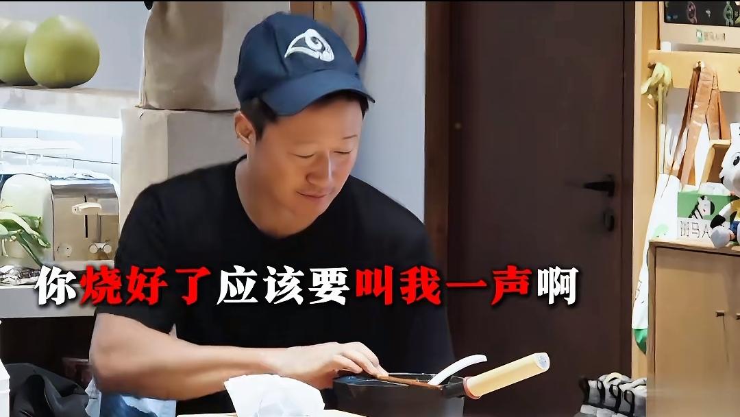 吴京和谢楠两个人，明明都有问题，为什么大家都追着吴京不放呢！而且，仔细看下来，明