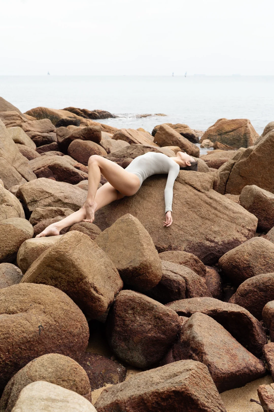 Life goes on 礁石与海岸🌊