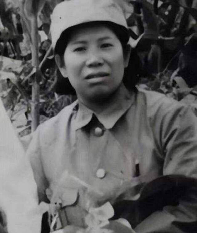1939年，一个女地下党员被捕，她宁死不屈，叛徒丈夫来劝降，于是她心生一计，说到