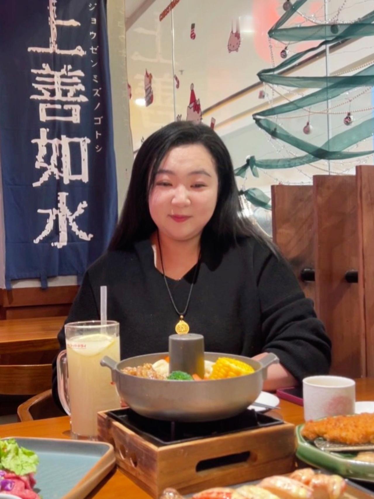 三十岁之后 都能理解 都能接受 都能放下 都能解决 即便皱纹布满眼角 各有风姿 