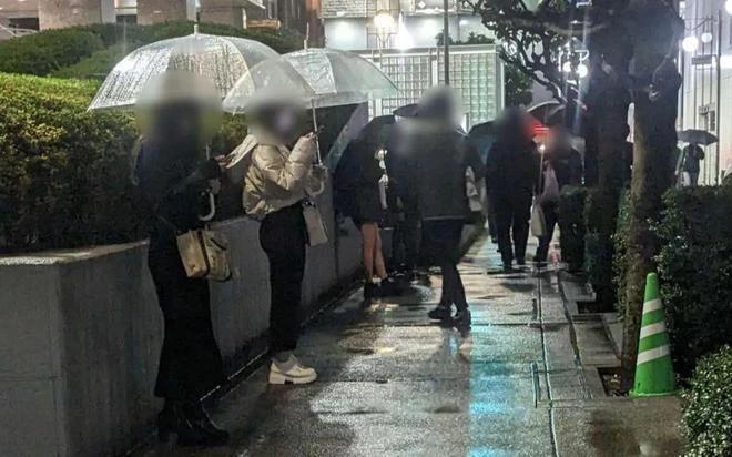 日本东京大久保公园的人才市场，平均只要8000日元（目前约360元人民币）就可以