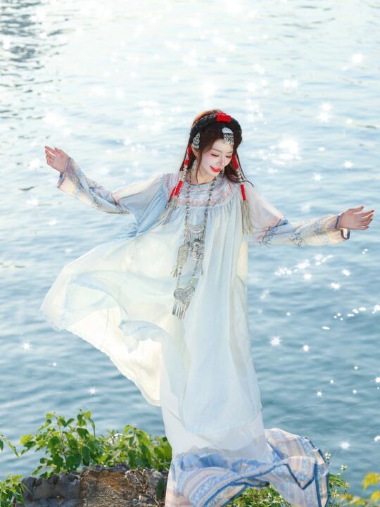不用去大理！在古镇也能拍的彝族写真🤩