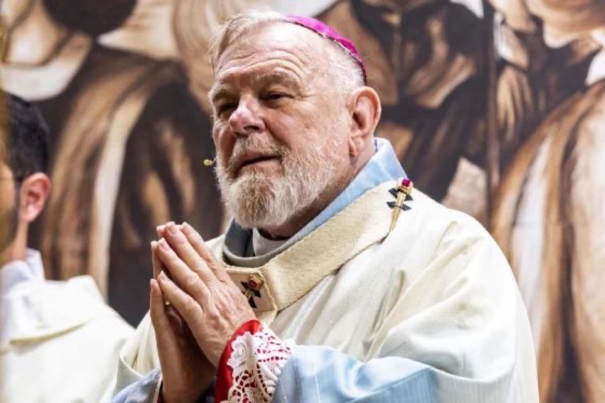 美国佛罗里达州天主教主教们呼吁唐纳德·特朗普在圣诞节假期期间暂停移民执法行动。白