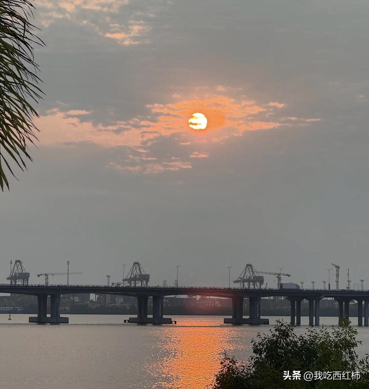 92年都35岁了，在慢慢认识一个人，走到结婚就36了，最快37对生娃，等娃读书自