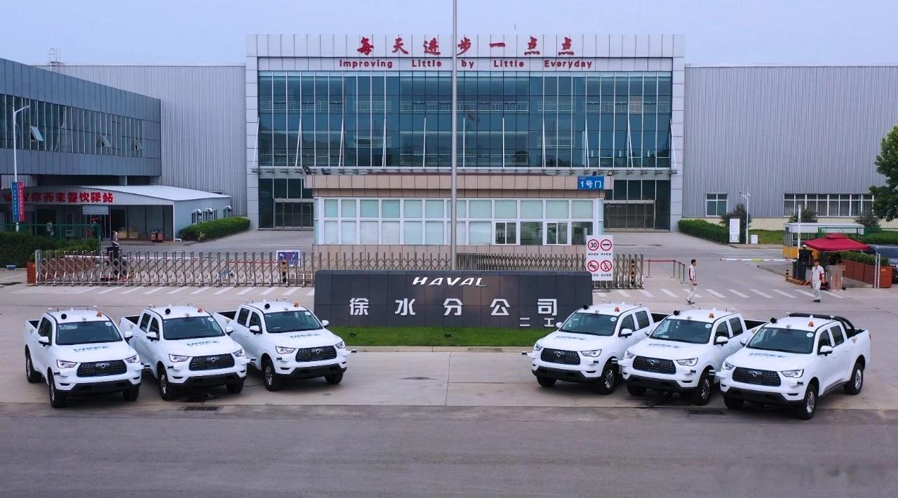 友好型工厂，必须得有“跟屁虫”，有小的，就得有大的，基于长城炮EV打造与第三方协